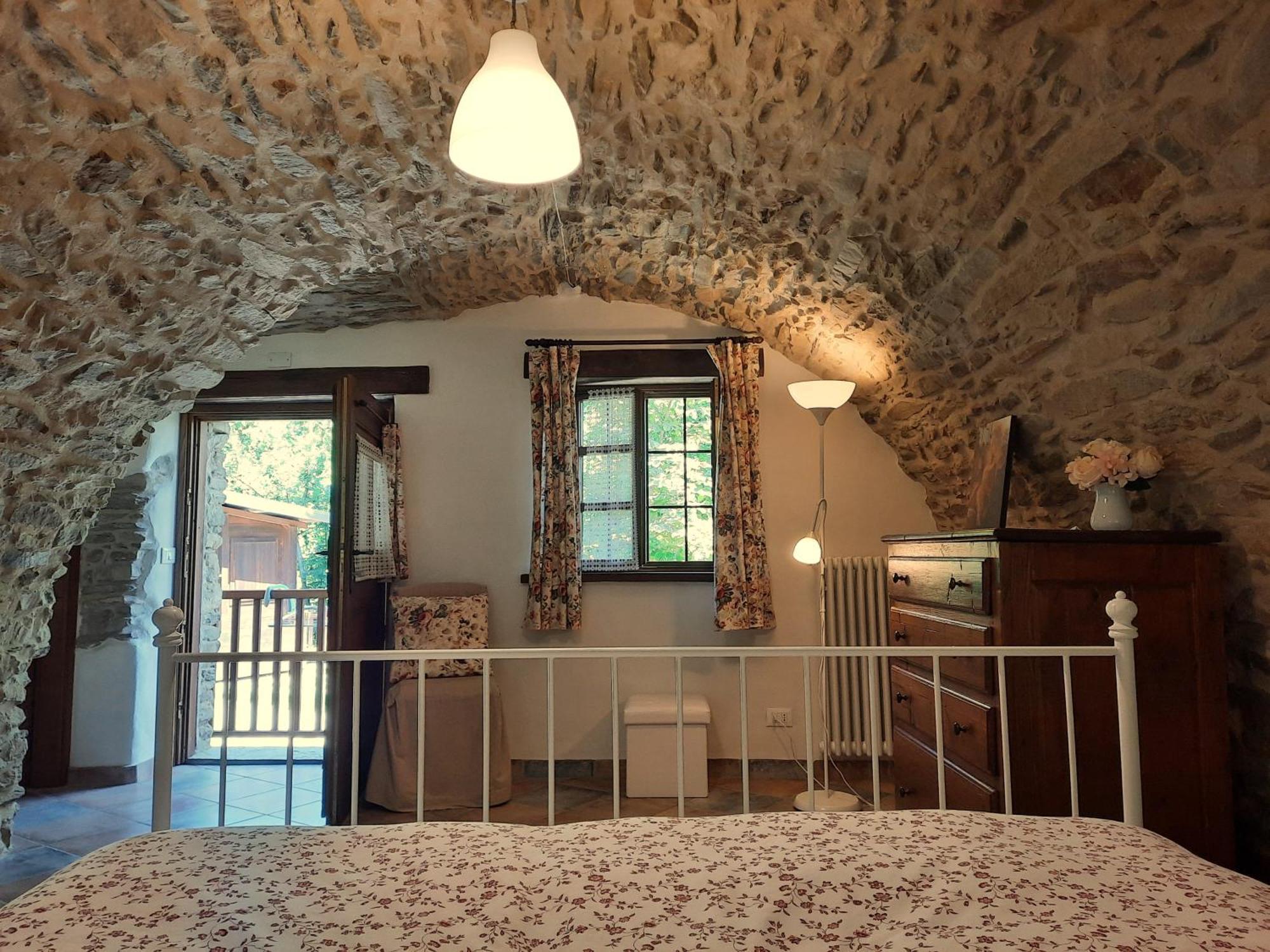 La Baita Nel Bosco Brossasco Экстерьер фото